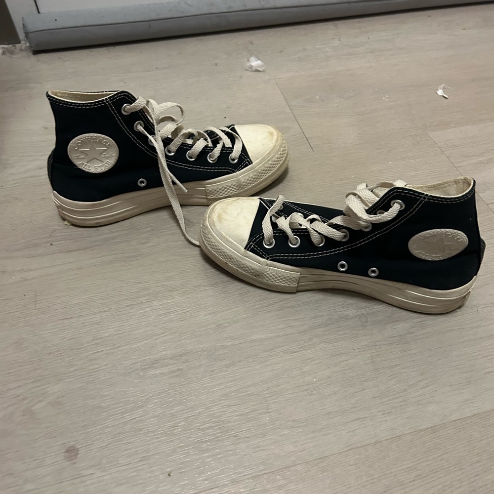 Black platform converse